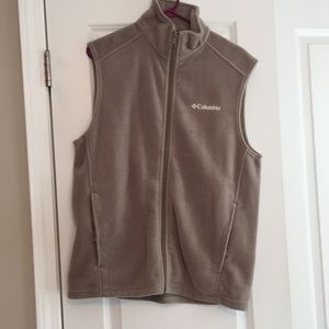 Men’s Columbia vest
